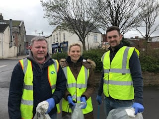 Andrew and volunteers